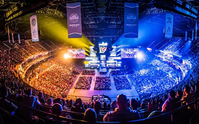 更是在主场 更是在主场