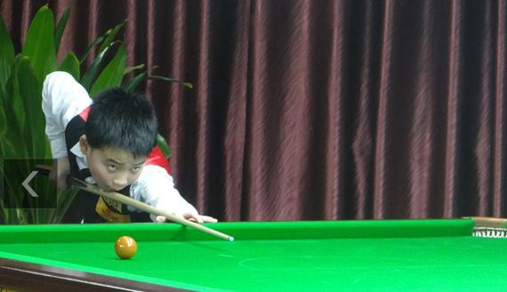 马刺式的 马刺式的